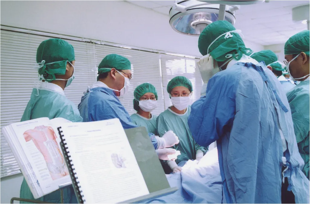 慈濟大學大體模擬手術教學